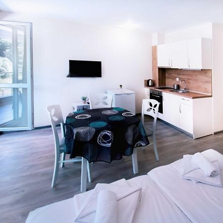 Donchevi Apartments 프리모르스코 외부 사진